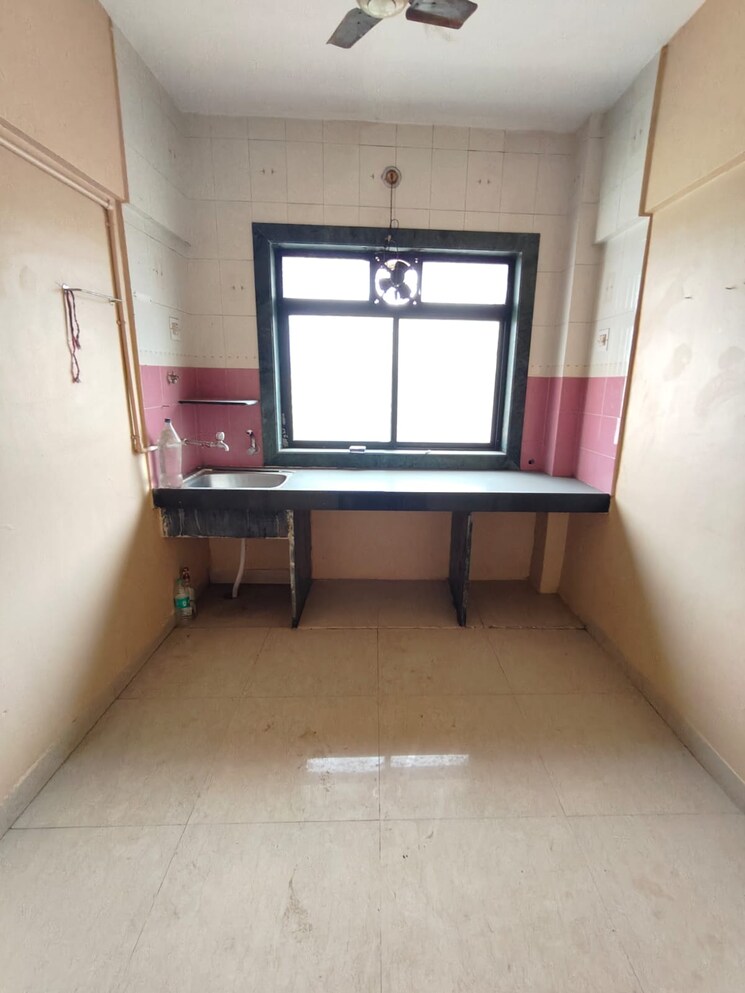 Room, kalyan west 2 Bedroom 920 Sq.Ft. Apartment In Kalyan West Thane 9081312