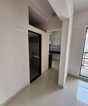 Room in 1 BHK Apartment at Sanghvi Eco City Phase 3, Mira Road East – for Sale