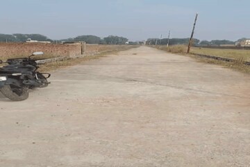 Plot Area in  Plot at Ratu – for Sale