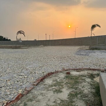 Swimming Pool in  Plot at Sultanpur Road – for Sale