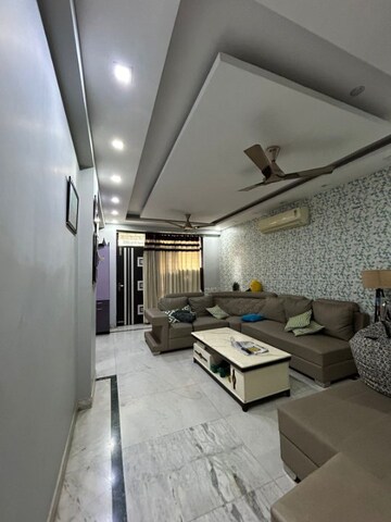 3 BHK Apartment For Sale in Surbhi Apartments, Sector 21c