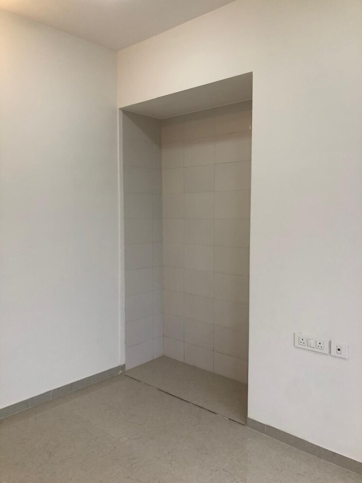 Room, rosa-manhattan 3 Bedroom 1350 Sq.Ft. Apartment In Ghodbunder Road Thane 9081524