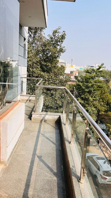   Pg at Sector 39 – for Rent
