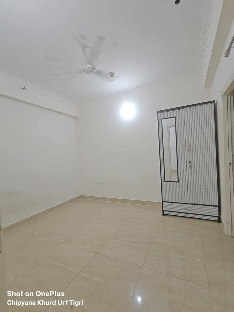 Room, amrapali-golf-homes 3 Bedroom 1115 Sq.Ft. Apartment In Sector 4 Greater Noida Greater Noida 9081538