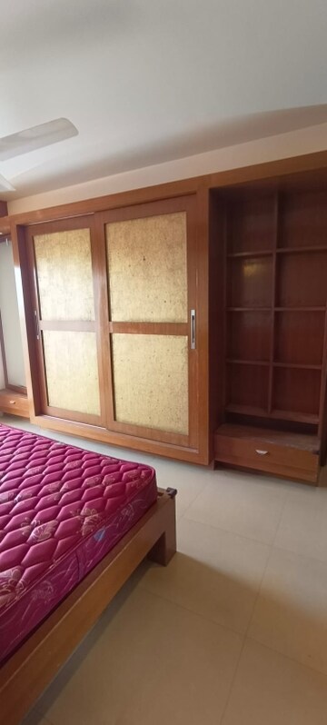 Room in 3 BHK Apartment at Ranka Ankura, Thanisandra Main Road – for Sale