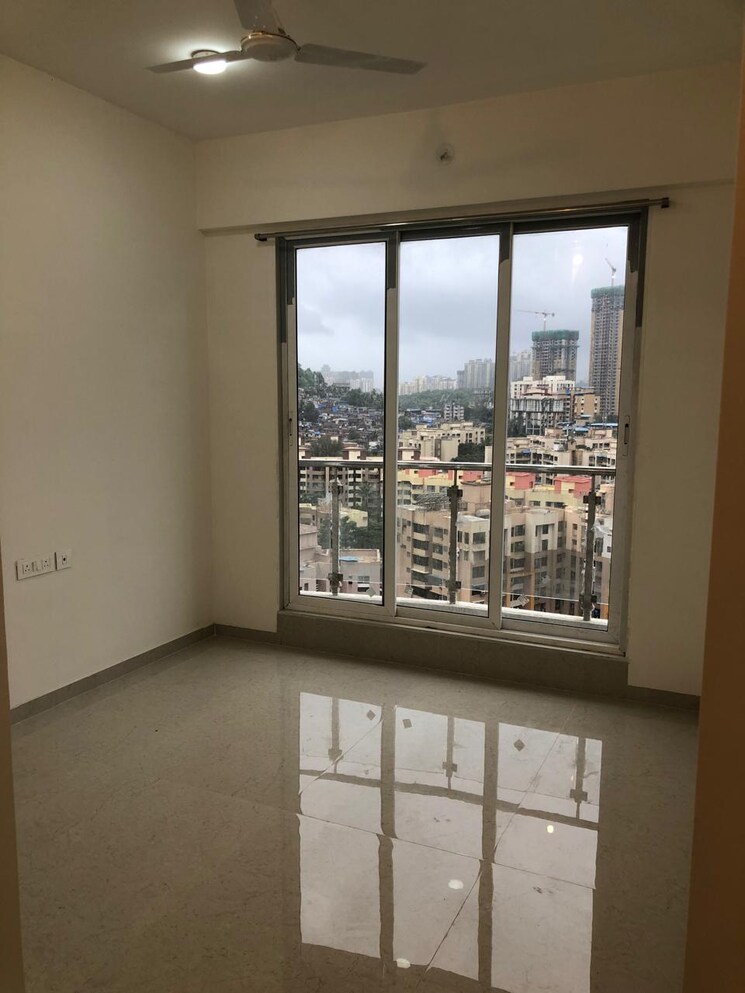 Room, rosa-manhattan 2 Bedroom 1065 Sq.Ft. Apartment In Ghodbunder Road Thane 9081700