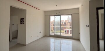 Room in 3 BHK Apartment at Rosa Manhattan, Ghodbunder Road – for Rent