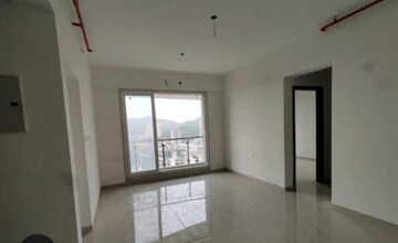 Room in 3 BHK Apartment at Rosa Manhattan, Ghodbunder Road – for Sale