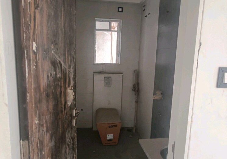 Bathroom, rosa-manhattan 3 Bedroom 1350 Sq.Ft. Apartment In Ghodbunder Road Thane 9081727
