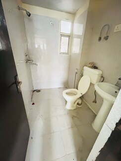 3 BHK Apartment For Sale in Amrapali Golf Homes