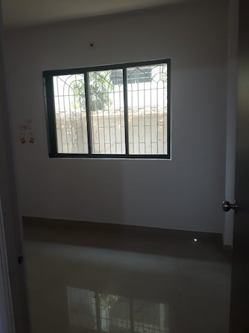 Room in 2 BHK Apartment at Koproli – for Rent