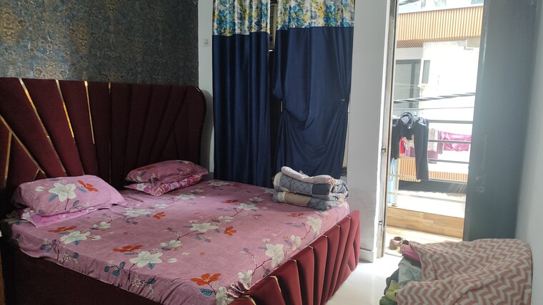 Bedroom, gadaipur 3 Bedroom 1200 Sq.Ft. Builder Floor In Gadaipur Delhi 9081812