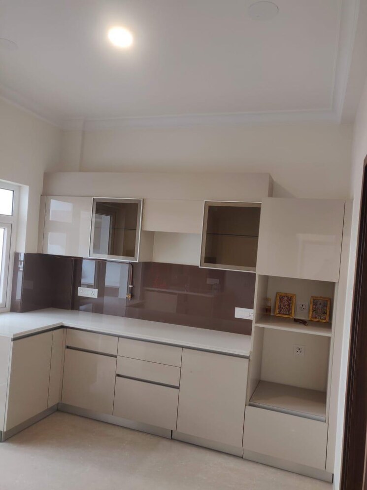 Kitchen, central-park-flower-valley-aqua-front-towers 2 Bedroom 1210 Sq.Ft. Builder Floor In Sohna Sector 33 Gurgaon 9081813