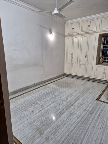 Room in 3 BHK Apartment at Hill View Banjara Hills, Banjara Hills – for Rent