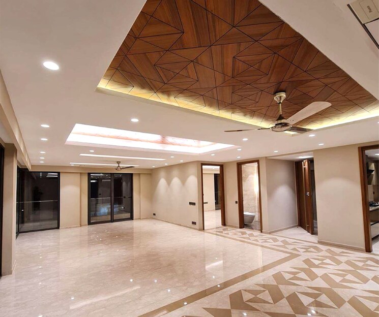 Living Room, soami nagar 4 Bedroom 500 Sq.Yd. Builder Floor In Soami Nagar Delhi 9081818