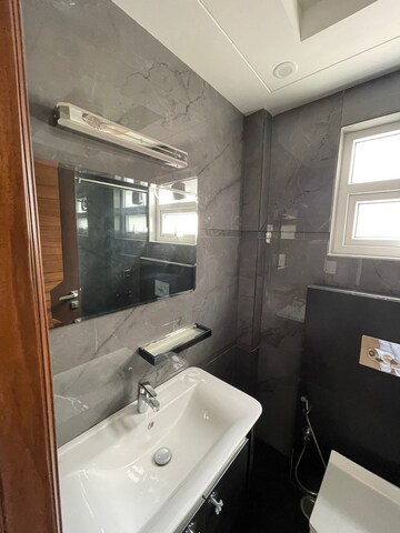 Bathroom in 3 BHK Builder Floor at Janakpuri – for Rent