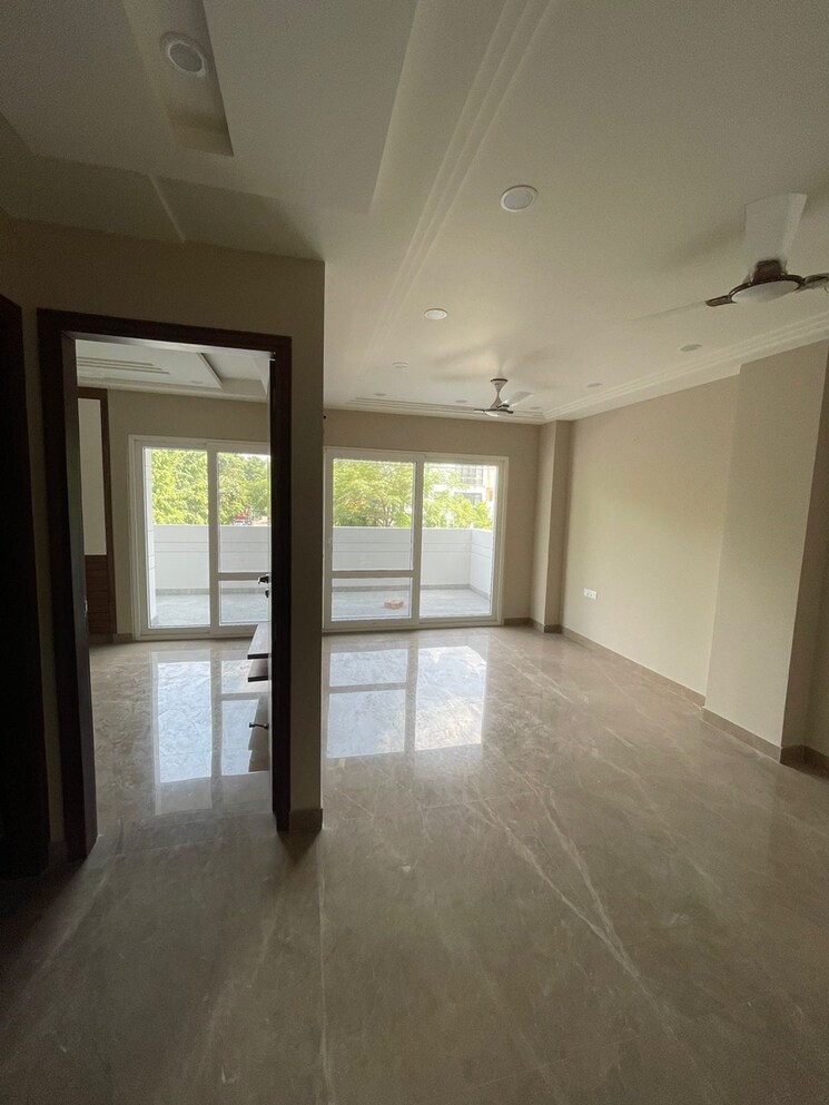 Living Room, janakpuri 3 Bedroom 1350 Sq.Ft. Builder Floor In Janakpuri Delhi 9081831
