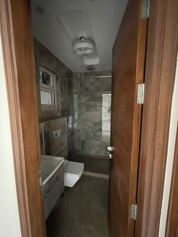 Bathroom in 3 BHK Builder Floor at Janakpuri – for Rent