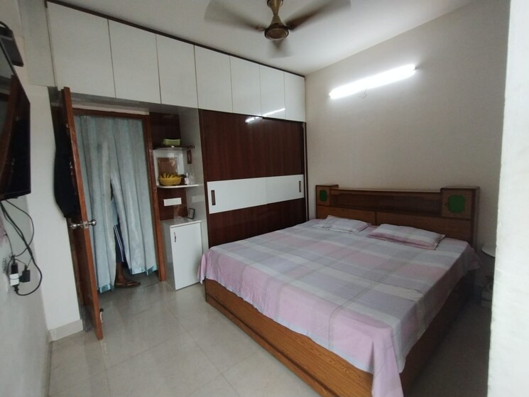 Bedroom, signature-global-the-roselia 2 Bedroom 580 Sq.Ft. Apartment In Sector 95a Gurgaon 9081890