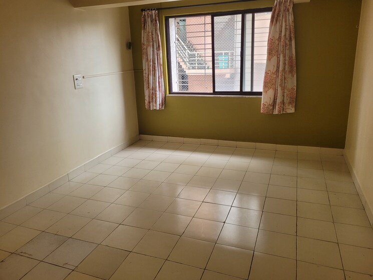 Room, novelty-classic 3 Bedroom 1450 Sq.Ft. Apartment In Senapati Bapat Road Pune 9081885