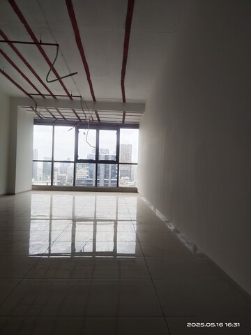 Room in  Office Space at Chandak Unicorn, Andheri West – for Rent