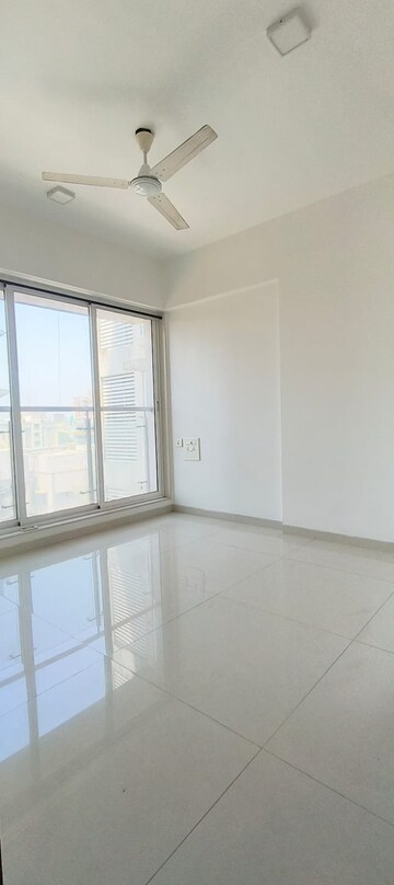 Room in 2 BHK Apartment at Hiranimanthan Shree Ganesh Krupa CHS, Kurla East – for Rent