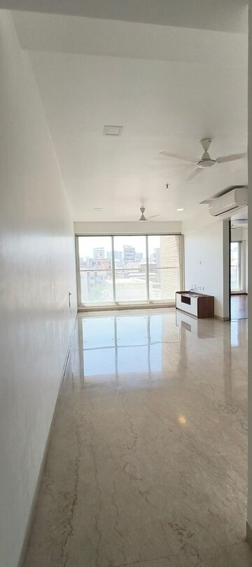 Room in 2 BHK Apartment at Hiranimanthan Shree Ganesh Krupa CHS, Kurla East – for Rent