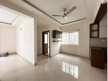 Room in 2 BHK Builder Floor at Hsr Layout – for Rent
