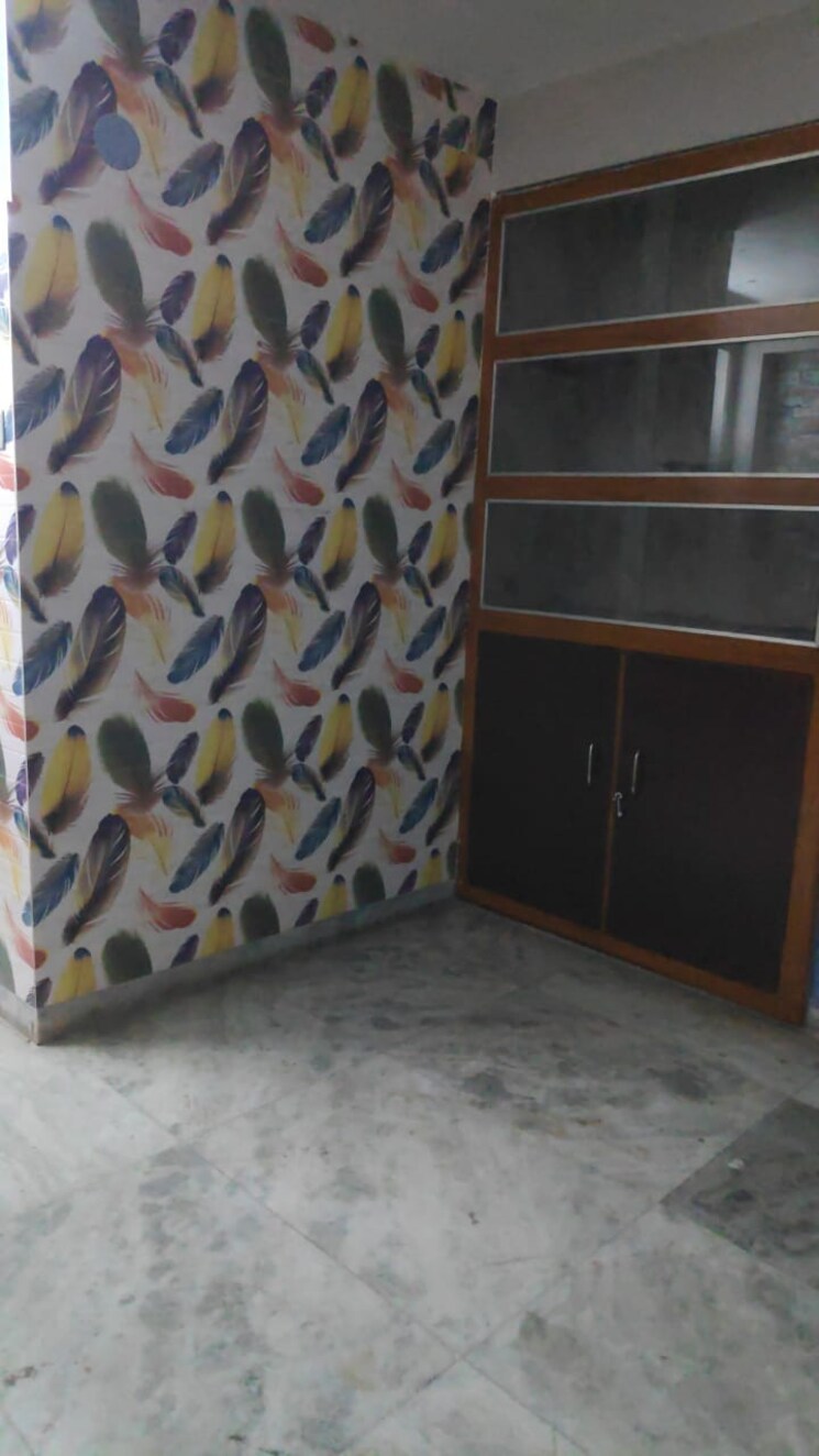 Room, kolkatta gpo 3 Bedroom 1200 Sq.Ft. Apartment In Kolkatta Gpo Kolkata 9081959