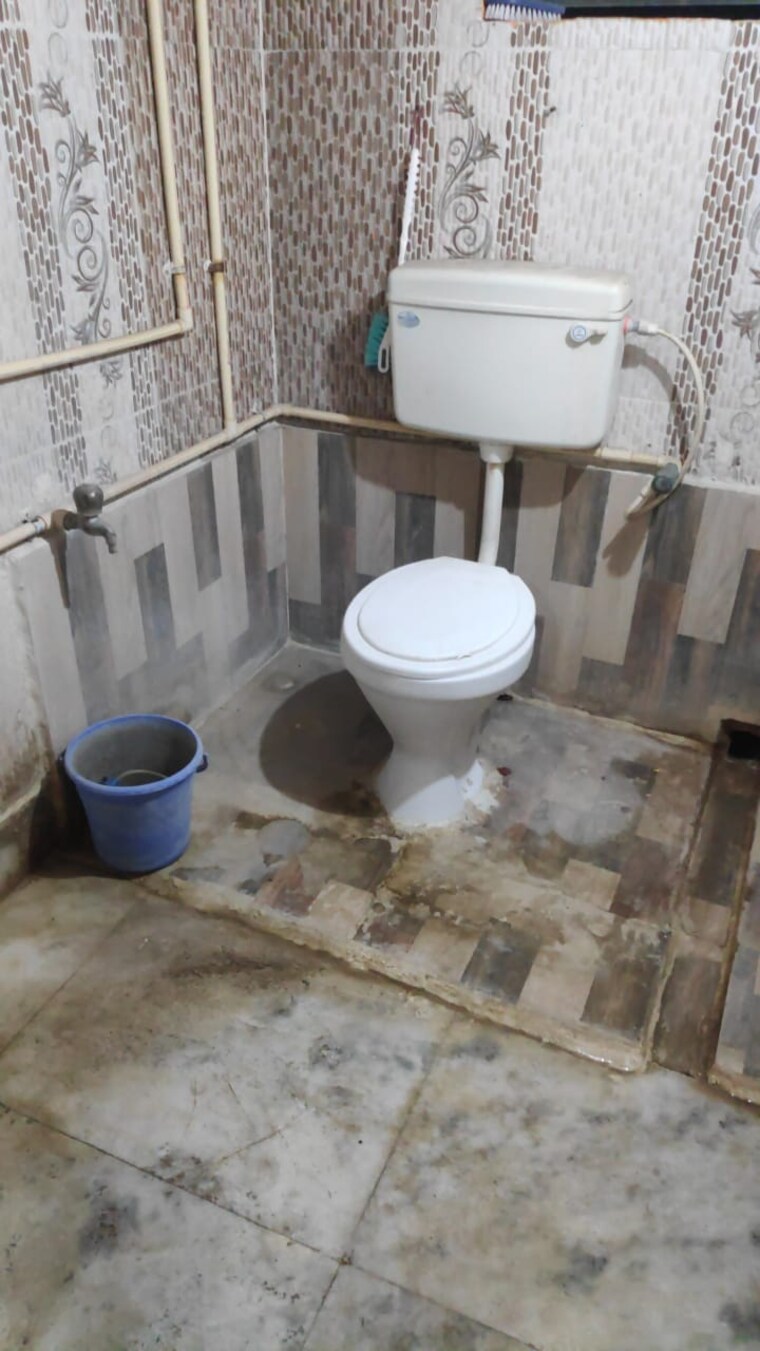 Bathroom, kolkatta gpo 3 Bedroom 1200 Sq.Ft. Apartment In Kolkatta Gpo Kolkata 9081959