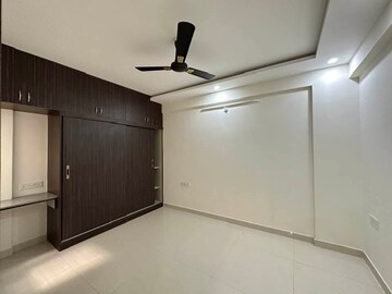 Room in 2 BHK Builder Floor at Hsr Layout – for Rent