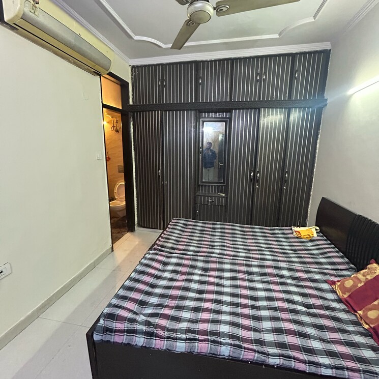 Bedroom, lajpat nagar i 1 Bedroom 450 Sq.Ft. Builder Floor In Lajpat Nagar I Delhi 9081978