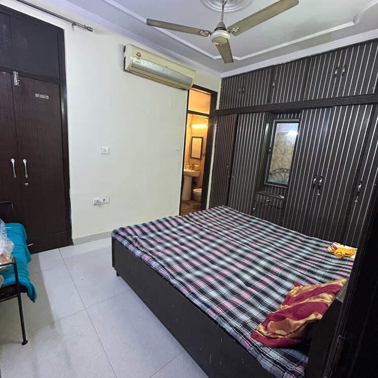 Bedroom, lajpat nagar i 1 Bedroom 450 Sq.Ft. Builder Floor In Lajpat Nagar I Delhi 9081978
