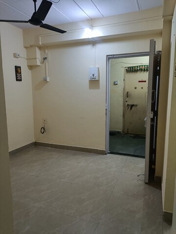 Room in 1 BHK Apartment at New Hind Mill Mhada Sankul, Byculla – for Rent