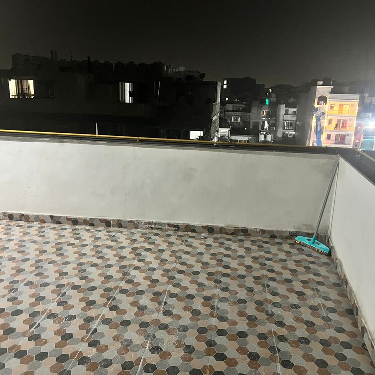 Balcony, freedom fighters enclave 3 Bedroom 1800 Sq.Ft. Builder Floor In Freedom Fighters Enclave Delhi 9081995