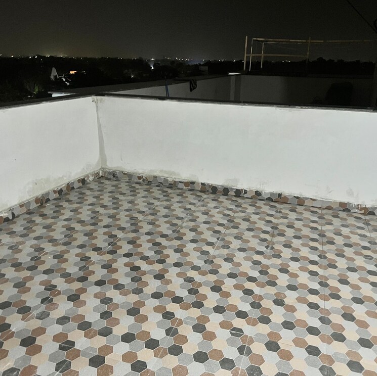 Balcony, freedom fighters enclave 3 Bedroom 1800 Sq.Ft. Builder Floor In Freedom Fighters Enclave Delhi 9081995