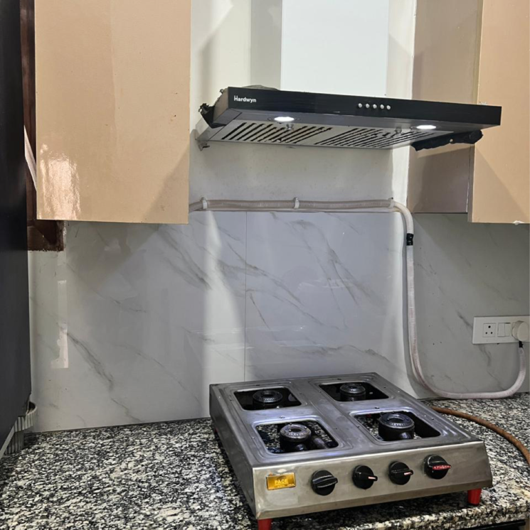 Kitchen, freedom fighters enclave 3 Bedroom 1800 Sq.Ft. Builder Floor In Freedom Fighters Enclave Delhi 9081995