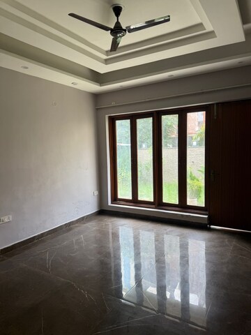 4 BHK Independent House For Rent in Sector 116