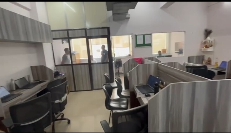 Team Area, the-crescent-business-park Commercial Office Space 525 Sq.Ft. In Sakinaka Mumbai 9082008