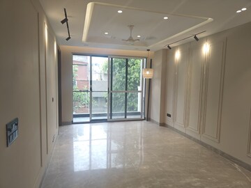 Room in 3 BHK Apartment at Greater Kailash I – for Rent