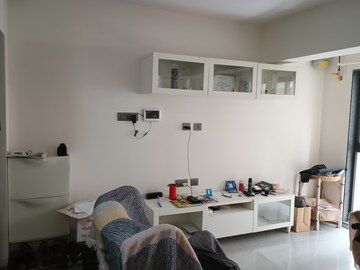 Furnished Amenities in 2 BHK Apartment at Paradigm El Signora, Jogeshwari West – for Rent