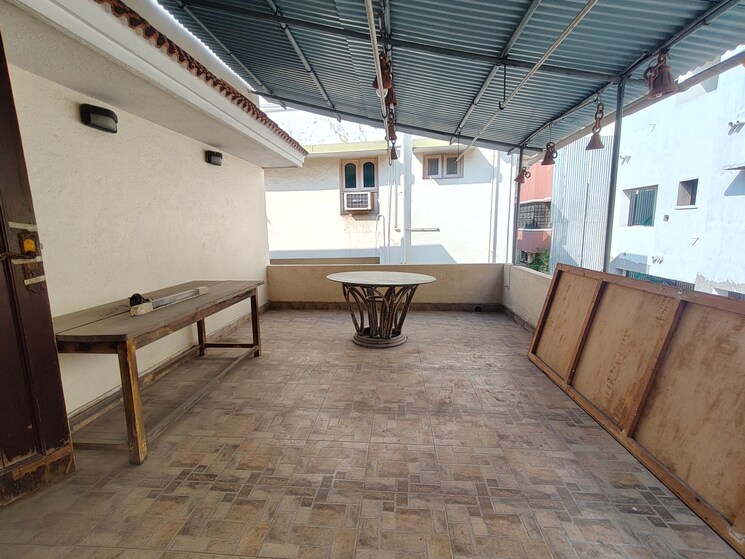 Team Area, ashok nagar Commercial Showroom 2000 Sq.Ft. In Ashok Nagar Chennai 9082016