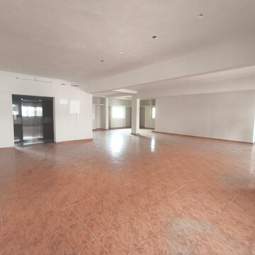 Room in  Showroom at Thyagaraya Nagar – for Rent