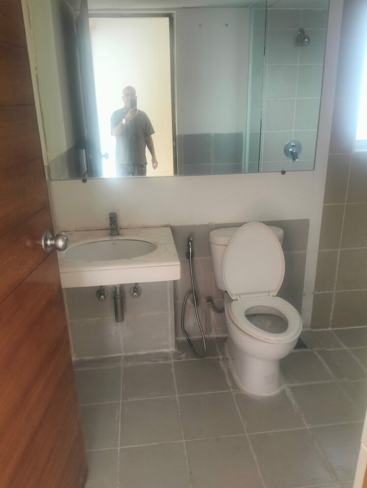 Bathroom, naren-hills 2 Bedroom 1150 Sq.Ft. Apartment In Wanwadi Pune 9082024