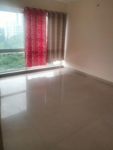 Room in 2 BHK Apartment at Naren Hills, Wanwadi – for Rent
