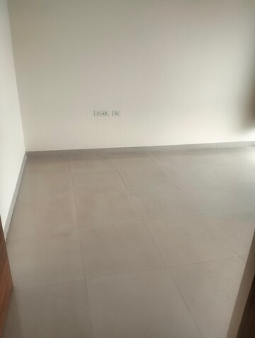 Room in 2 BHK Apartment at Naren Hills, Wanwadi – for Rent