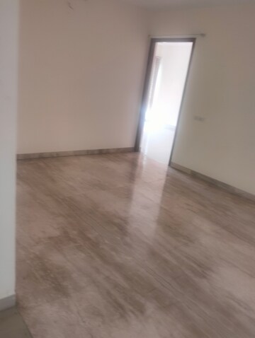 Room in 2 BHK Apartment at Naren Hills, Wanwadi – for Rent