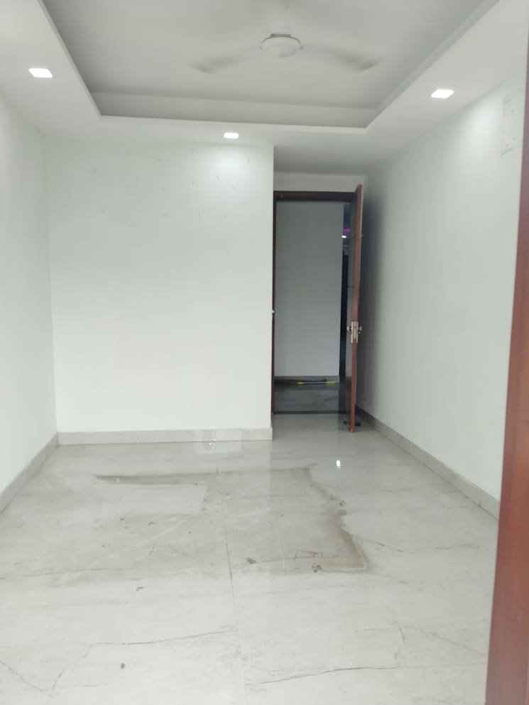 Room, khirki extension 1 Bedroom 500 Sq.Ft. Apartment In Khirki Extension Delhi 9082039