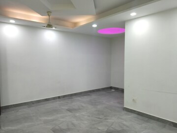 Room in 1 BHK Apartment at Khirki Extension – for Rent