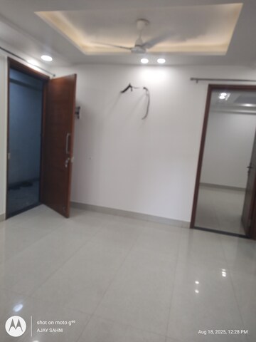 Furnished Amenities in 2 BHK Builder Floor at Mehrauli – for Rent
